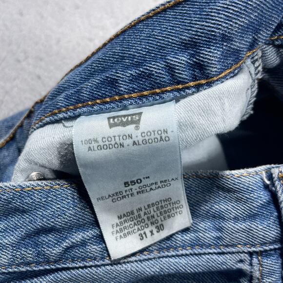 Levi's 550 Relaxed Fit Jeans‎ Men 30x30 Light Wash Denim Straight Leg Tag 31x30 - Picture 7 of 12